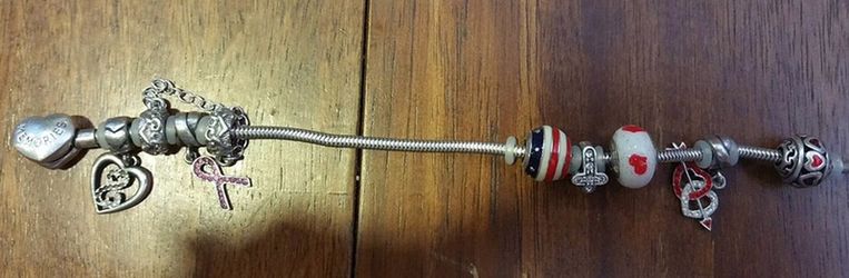 Memories charm bracelet