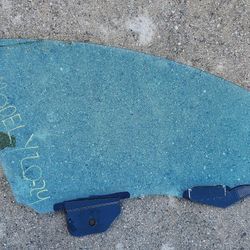 2020 2021 2022 2023 2024 TESLA MODEL Y RIGHT PASSENGER FRONT GLASS WINDOW