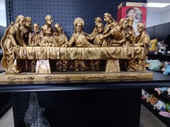 Last meal gold statue