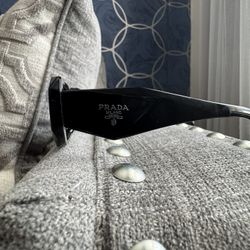 Black Sunglasses 
