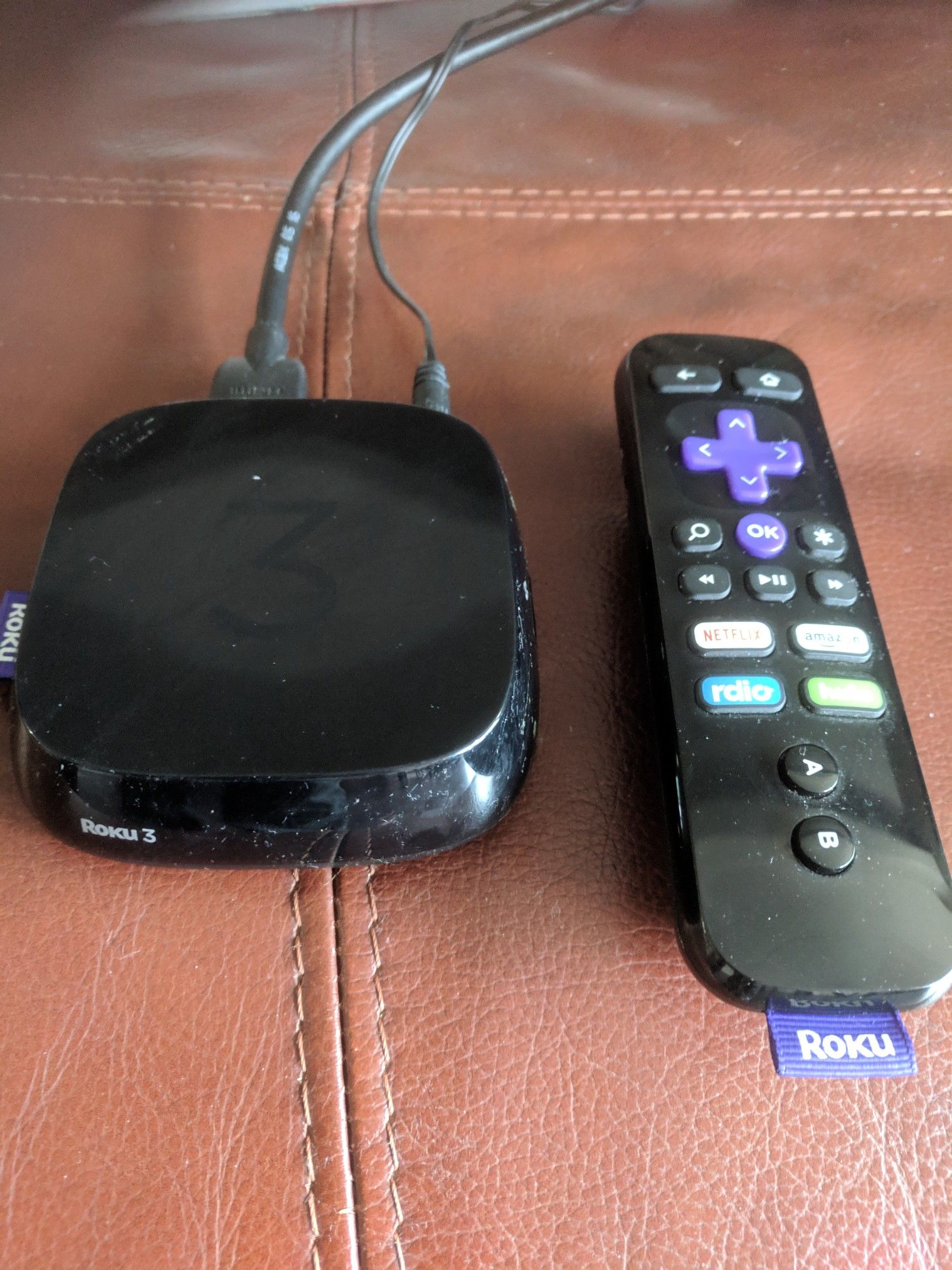 Roku 3 with cords and remote