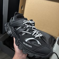 Balenciaga Tracks