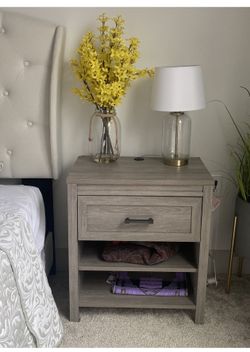 Light Grey Modern Farmhouses Nightstand 
