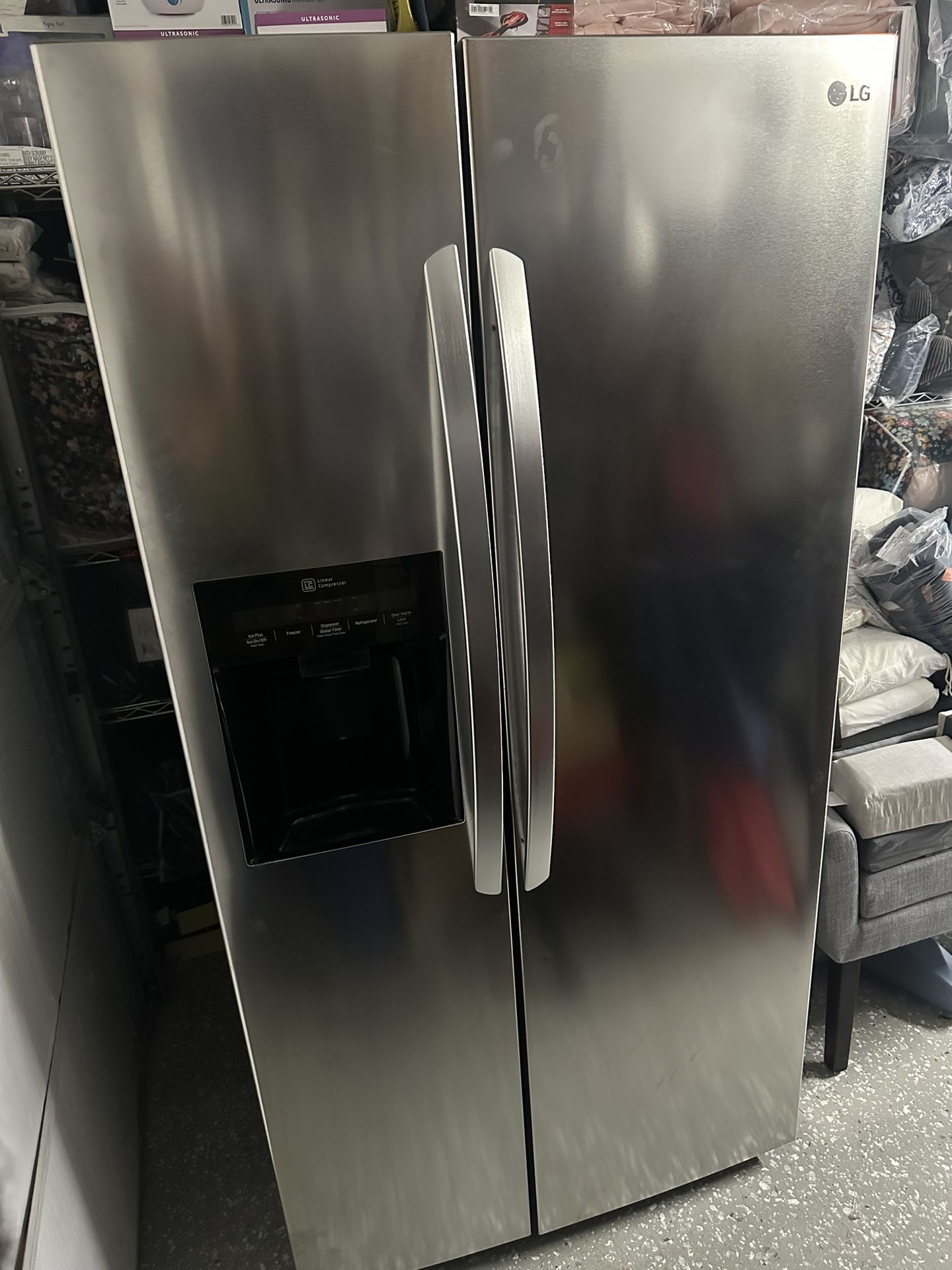 Refrigerator LG