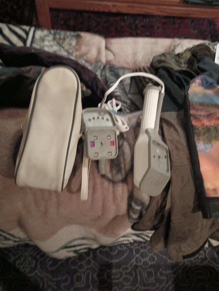 Clothes Steamer Rowentia $10