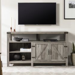 58” Farmhouse Barn Door TV Stand Console Gray Wash Wood Entertainment Center