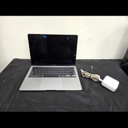 Apple MacBook Laptop