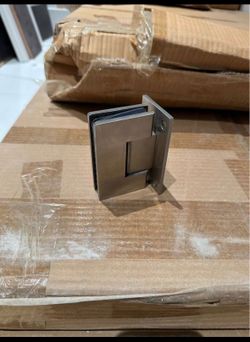 16 Bathroom glass hinges