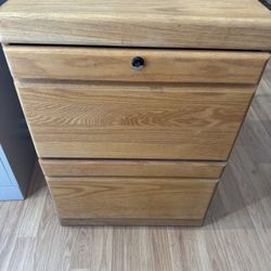 2 DRAWER FILING CABINET WITH KEY