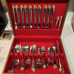 Royal Gallery Korea Line Silverware Set With Wooden Case 