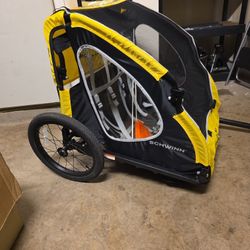 SCHWINN BIKE TRAILER