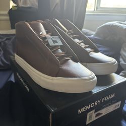 London Fog Memory Foam Shoes