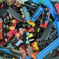 Bunch Of Trains Thomas and Friends 