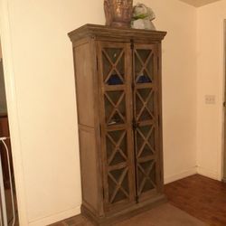 Entry Cabinet
