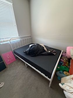 Full bed frame
