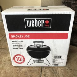 NIB Weber Smokey Joe Silver 14-in W Black Kettle Charcoal Grill