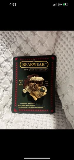 Boyd’s Bear Bearwear Christmas Pin