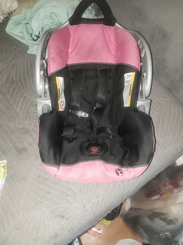 Infant baby car seat!