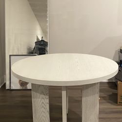 Modern Round Dining Table