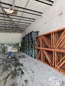 Pallet racks