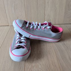 Converse Chuck Taylor All Star Woman Sneakers Gray 640578F Lace Up LowTop Size 6