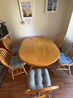 Dining table with 5 chairs
