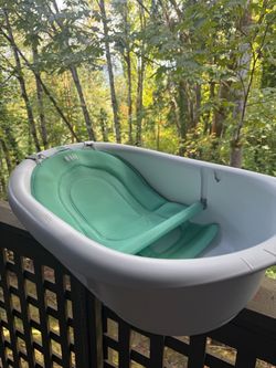 Frida Baby 4-in-1 Grow-with-Me Baby Bathtub, Baby Tub for Newborns to Toddler with Removable Bath Seat & Backrest for Bath Support in Tub