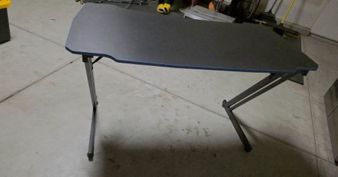 Gaming Table Almost New