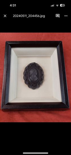 Framed Bakelite Mourning Cameo Brooch 1930s Victorian Revival Mourning Jewelry