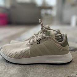 Tan/Gray Addidas