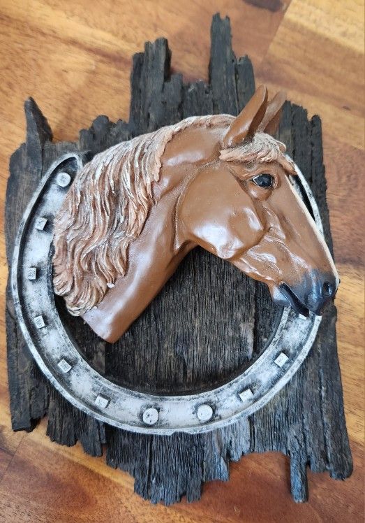 Beautiful 3-D Resin Horse Head Wall Art