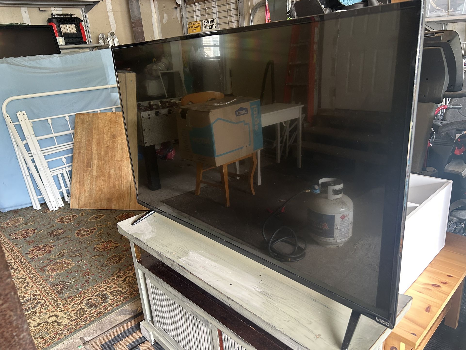 50in Vizio Flat Screen