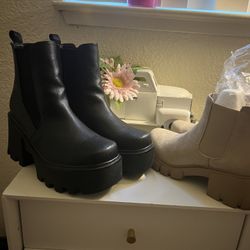 Boots Size 5 Both For $ 25