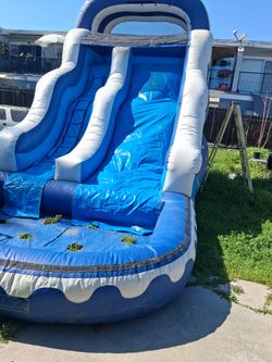 Inflatable Waterslide