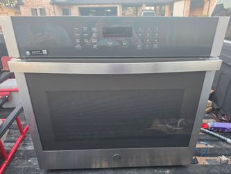Wall oven