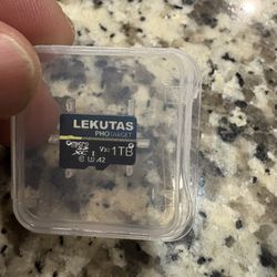 New- LEKUTAS PHOTARGET Omicro S2 X 1 TB