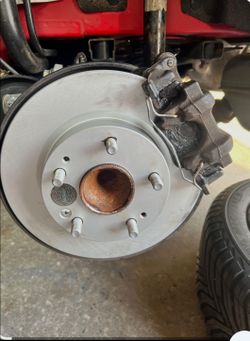 Brake rotor/pads mechanic