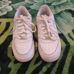 Boys Size 7y Shoe