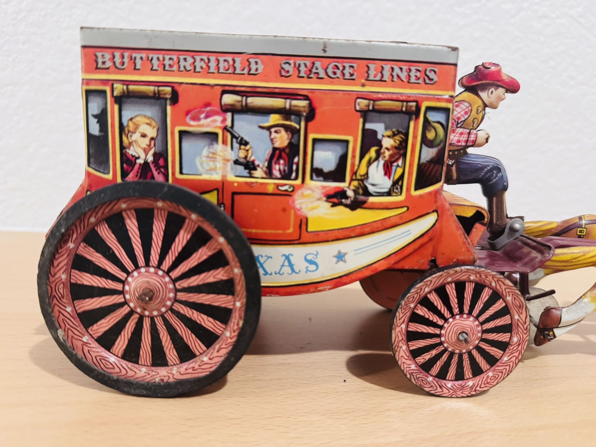 VINTAGE ALPS TIN STAGECOACH COWBOY - MADE IN JAPAN