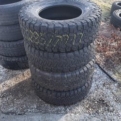 (4) Lt 285/70R17 Hd Truck Tires Bf Goodrich K02 Tires