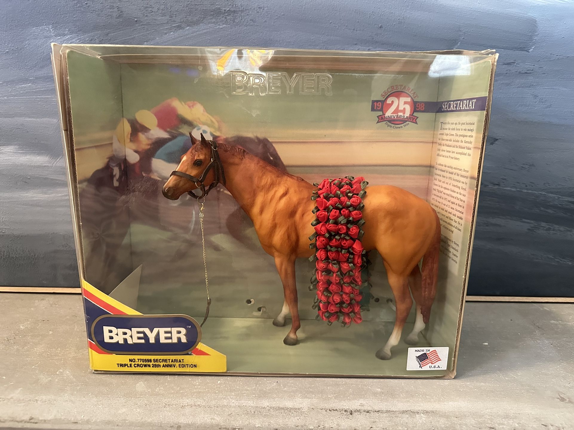 Vintage 25th Anniversary Secretariat Horse Figurine