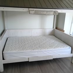 House Toddler Full size bed