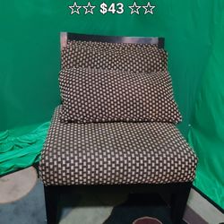 Oversized Chair PRICED TO SELL!!
