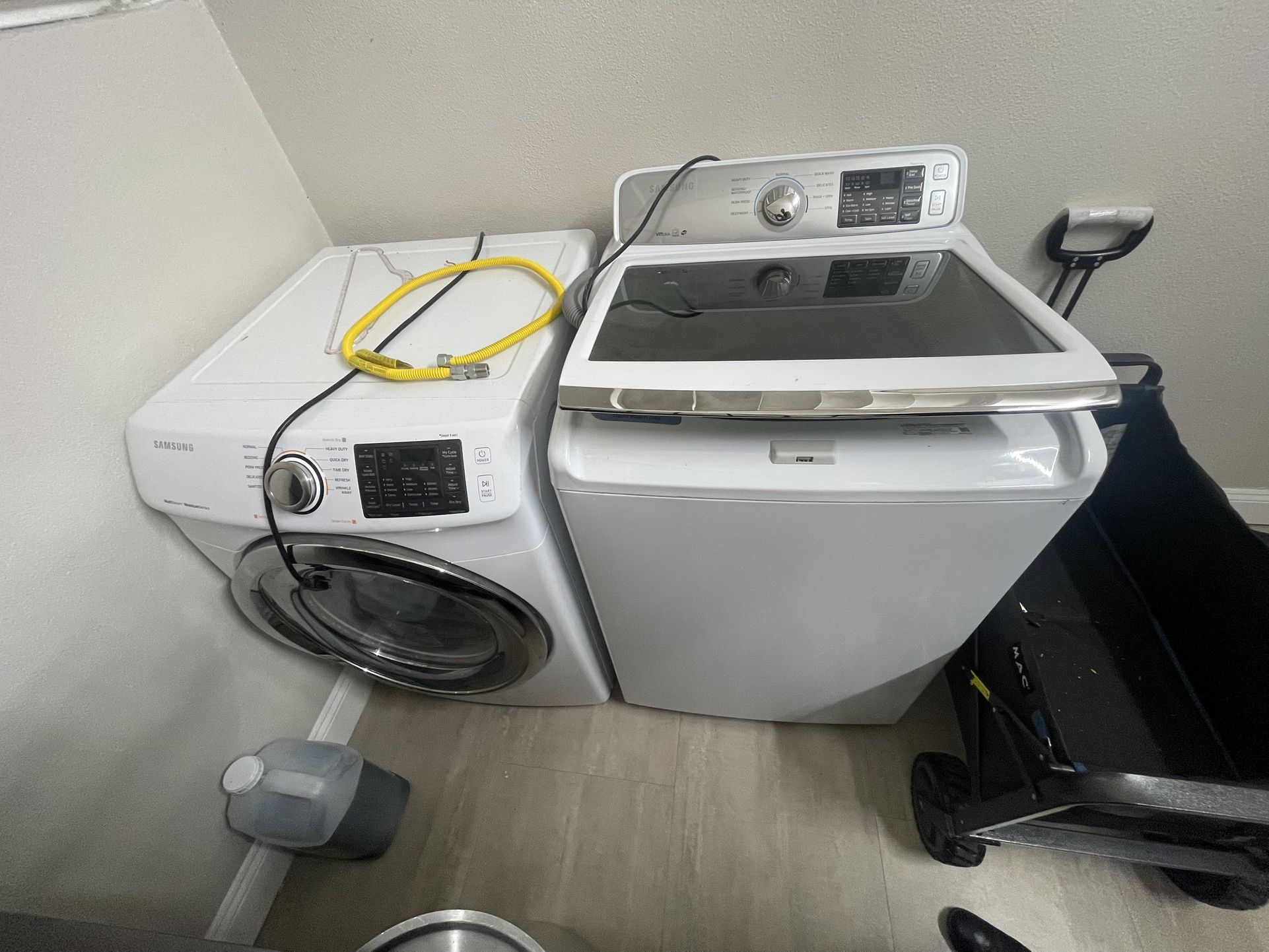washer and dryer 