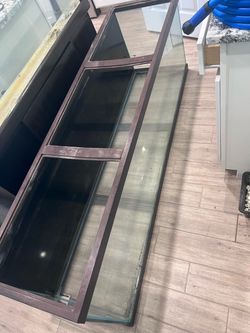 125 gallon glass aquarium