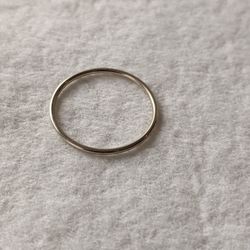 14k White Gold Ring 5.5