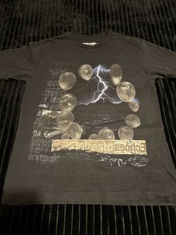 Travis Scot’s graphic tee