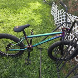Elite BMX Bike 