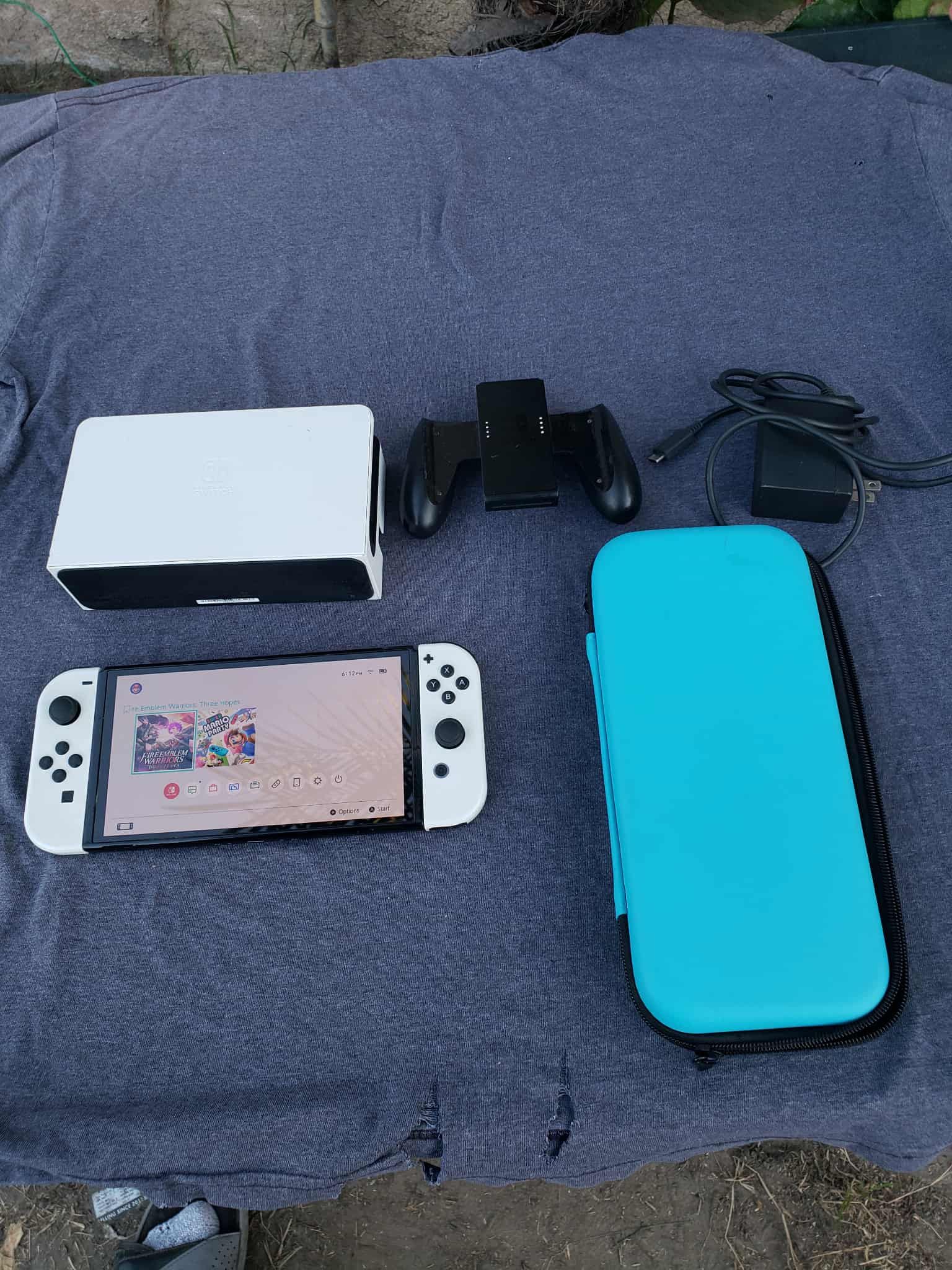 2023 OLED Nintendo Switch V3 256GB all white with white dock, case & Charger for $230. Extra is Extra $$$. Trade are welcome