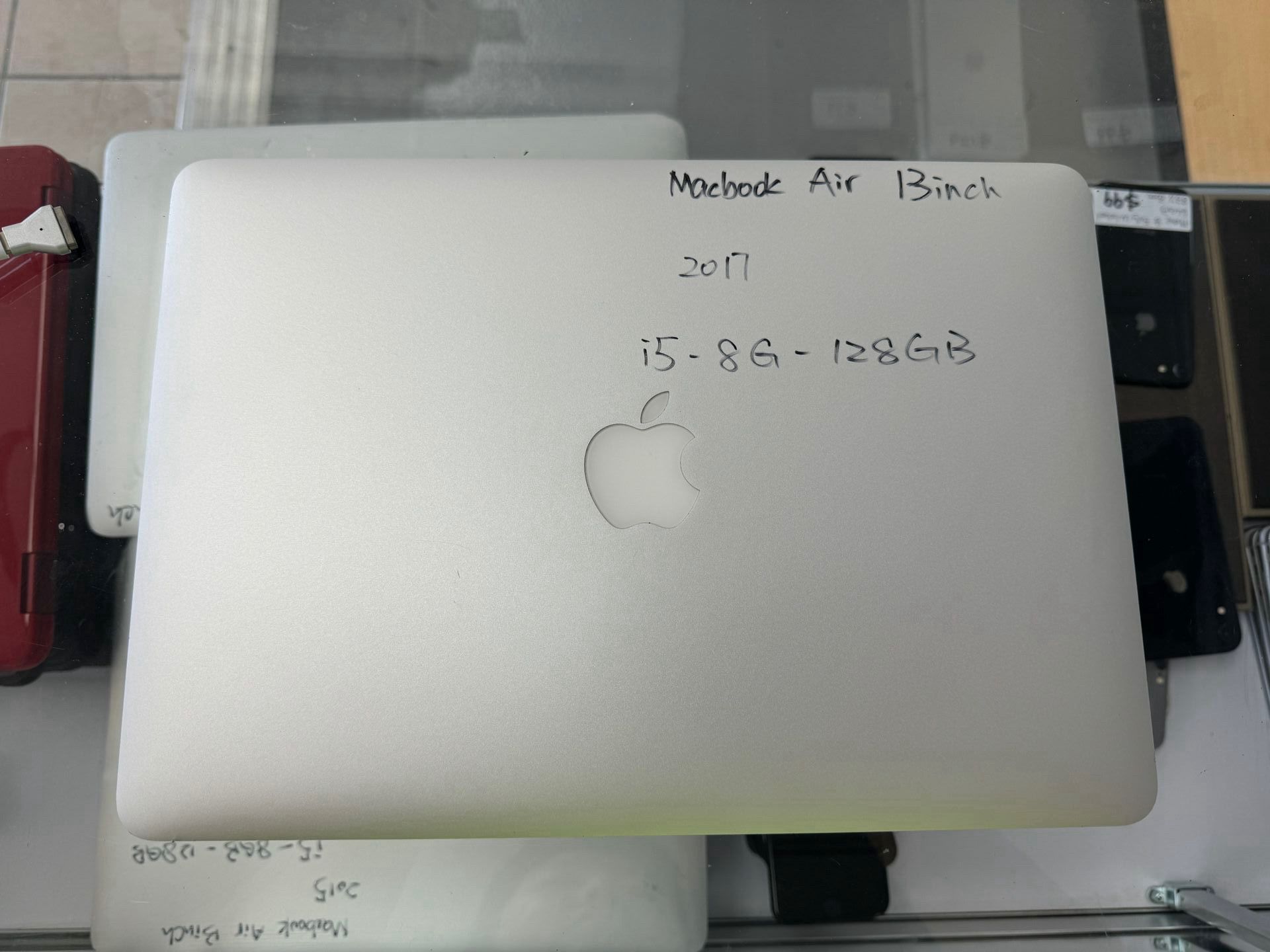 MacBook Air 13inch 2017
